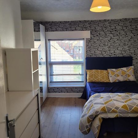 Nice Single Bedroom Near Qmc Нотингам Екстериор снимка