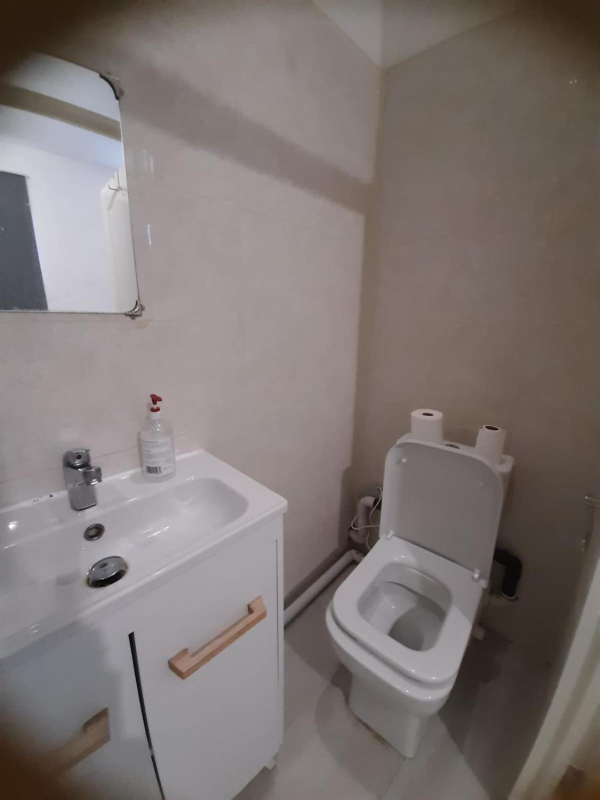 Nice Single Bedroom Near Qmc Нотингам Екстериор снимка